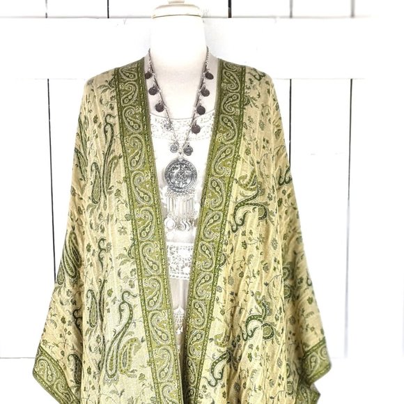 Reversible green paisley floral fringe tassel pashmina kimono - Picture 2 of 2
